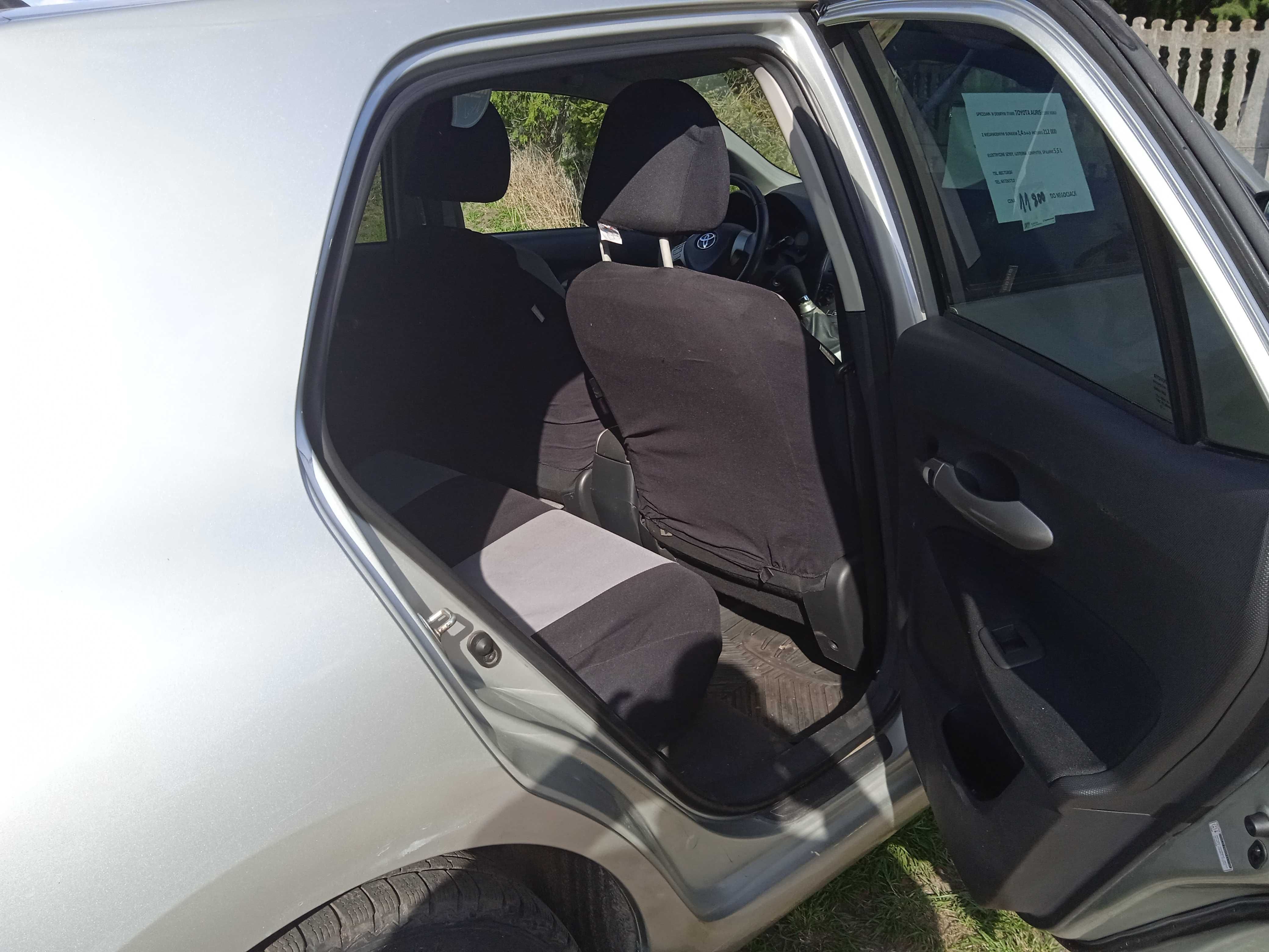 Sprzedam toyotę auris