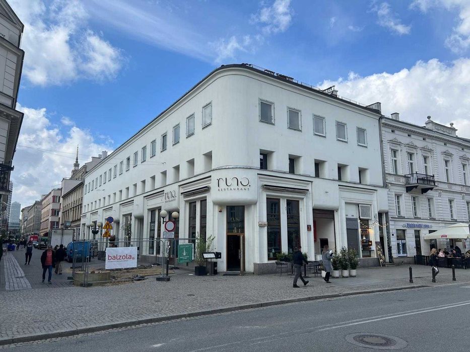 Lokal biurowy przy ul. Chmielnej w Warszawie - 20 m2