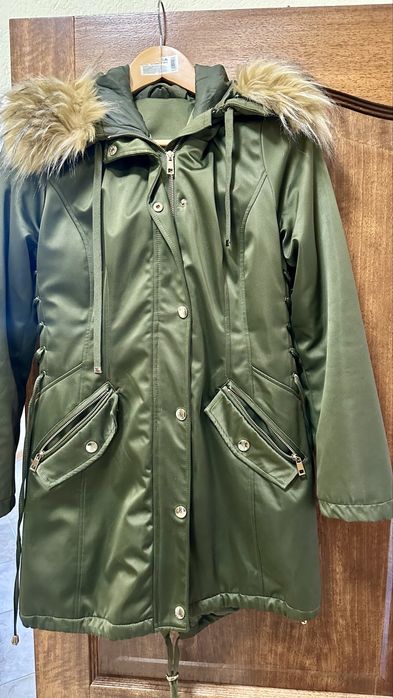Куртка Парка зеленого цвета
