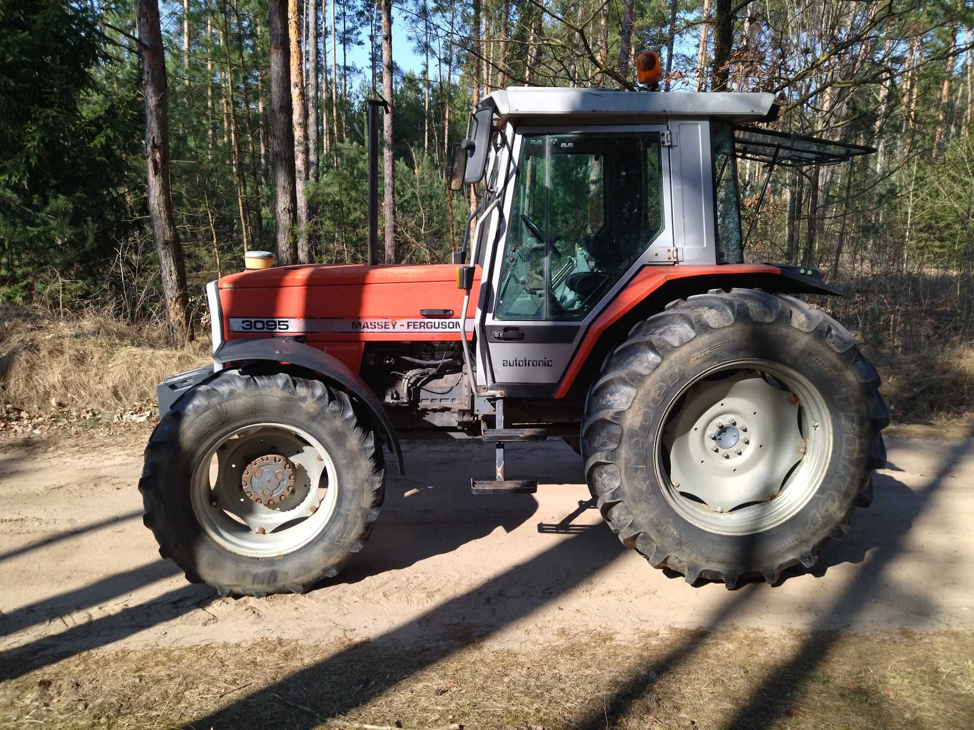 Massey Ferguson 3095