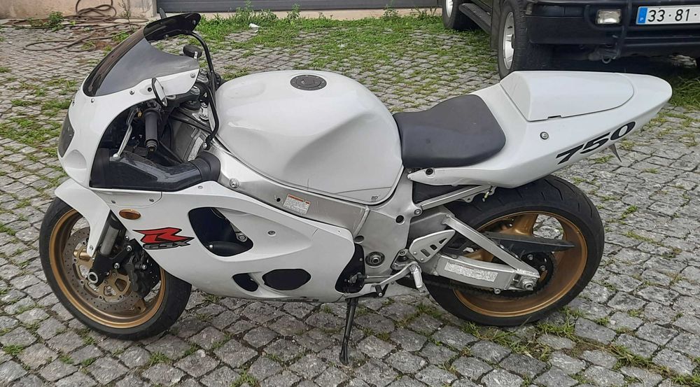 Suzuki GSXR 750cc