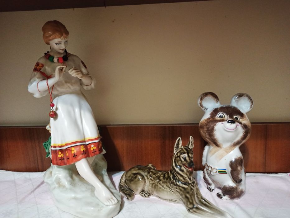 Продам статуетки