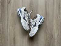 Кросівки Mizuno