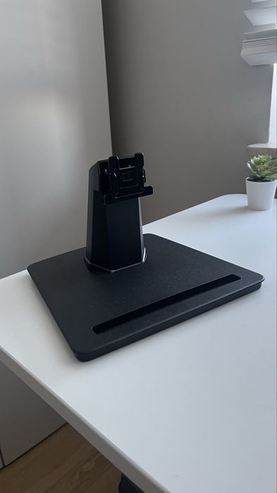 Uchwyt na monitor (oraz telefon)