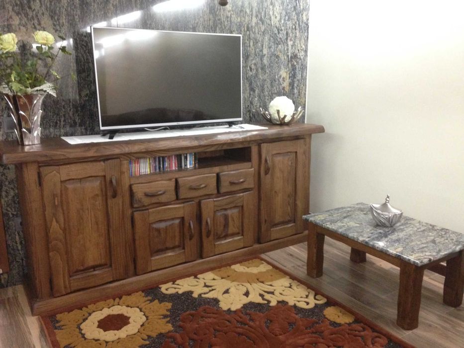 Móveis rústicos de madeira de castanho maciço