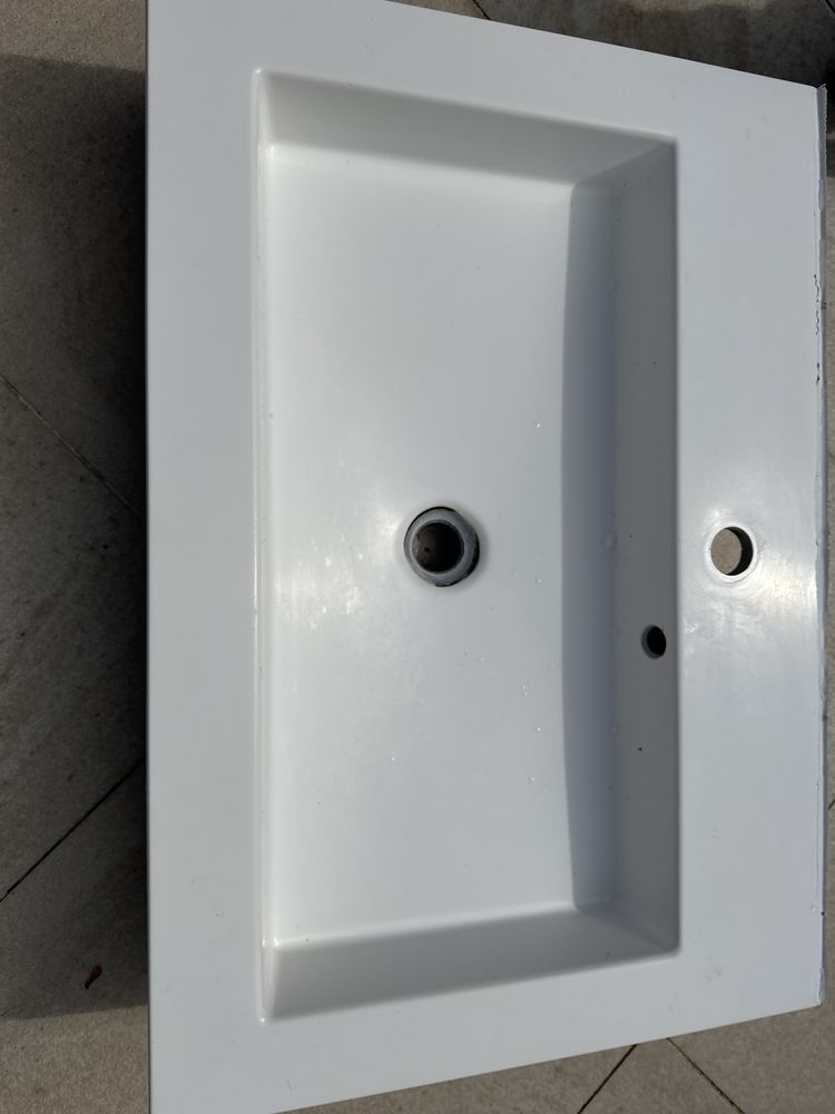 Lavatorio de WC em acrilico excelente