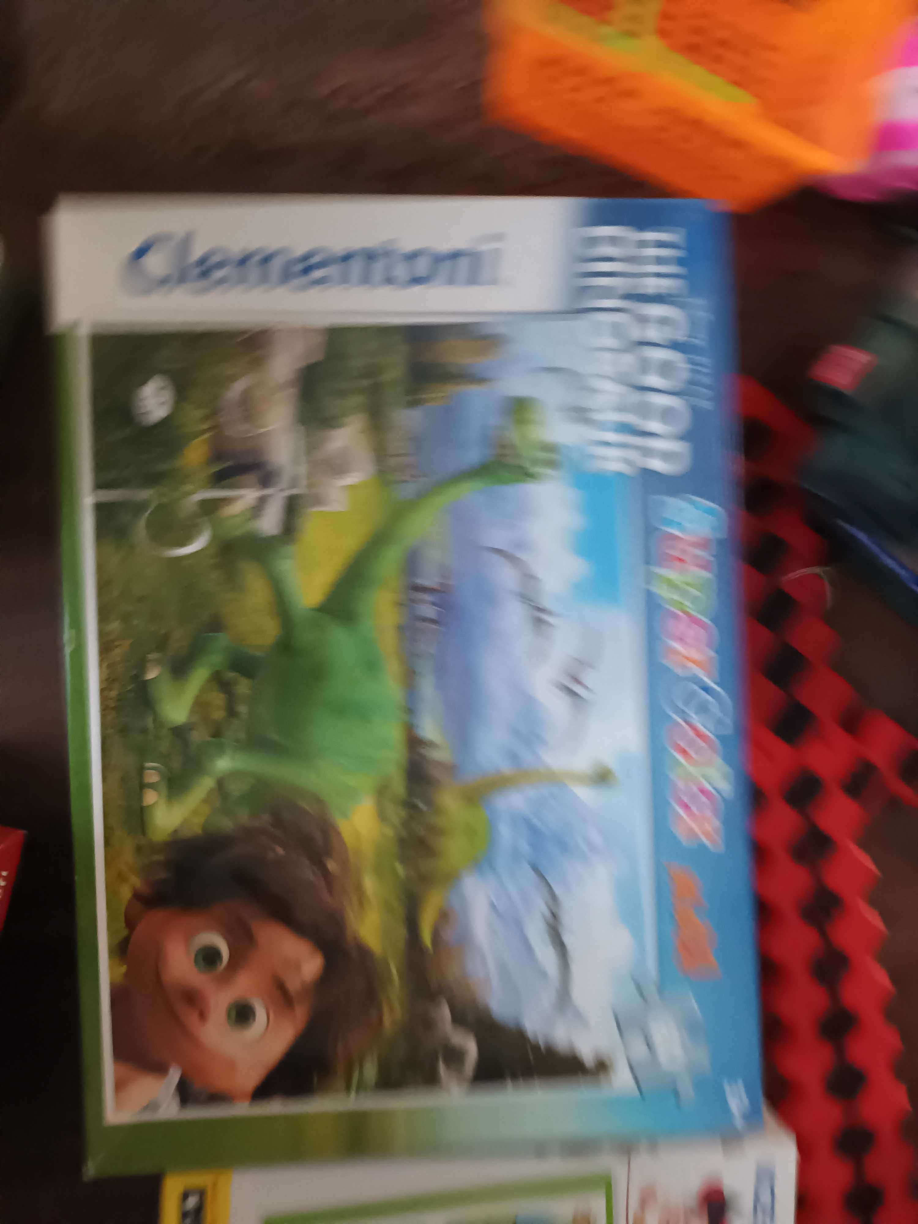 Puzzle, różne zestawy