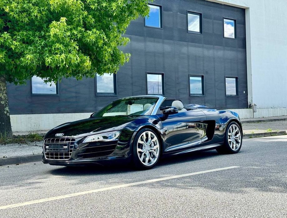Audi R8 Spyder 5.2 FSi V10 quattro R tronic