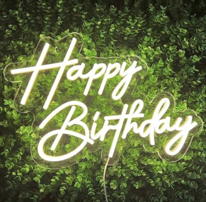 Podświetlana cyfra “18” na wynajem / napis LED Happy Birthday
