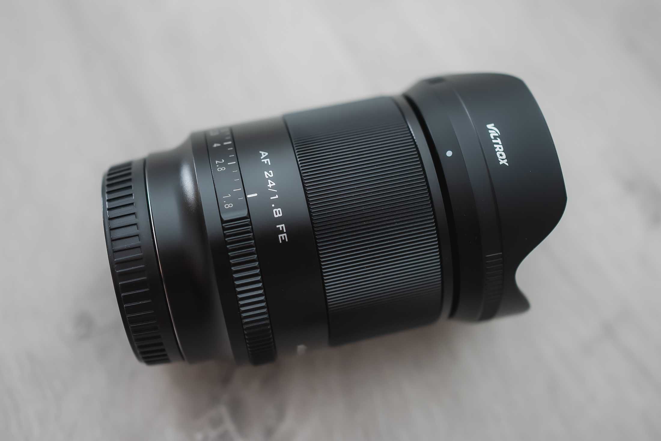 Viltrox AF 24mm f/1.8  - Sony FE - Stan jak NOWY