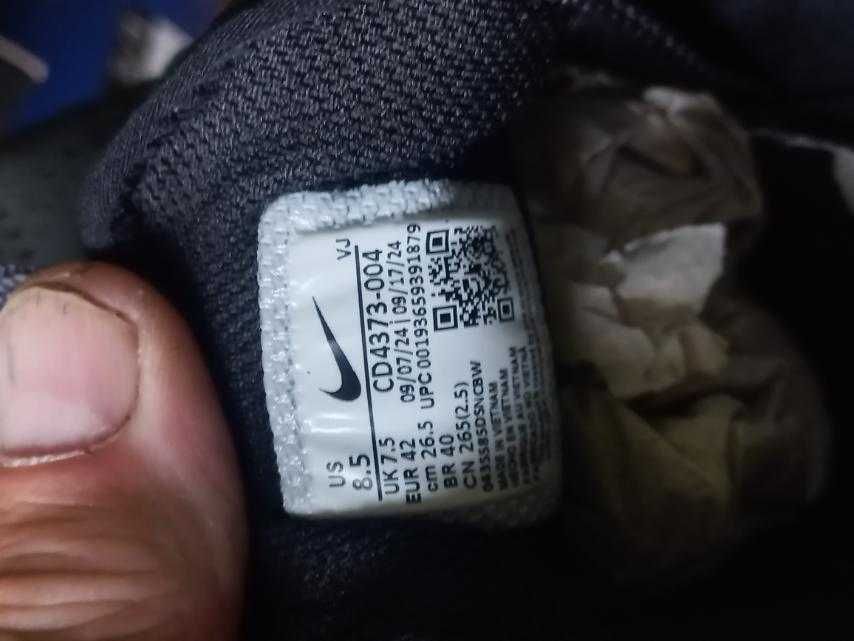 Кросівки чоловічі Nike React Vision Black CD4373-004