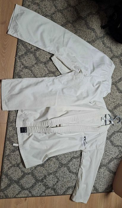 Kimono do karate dla dzieci rozmiar 150 Decathlon