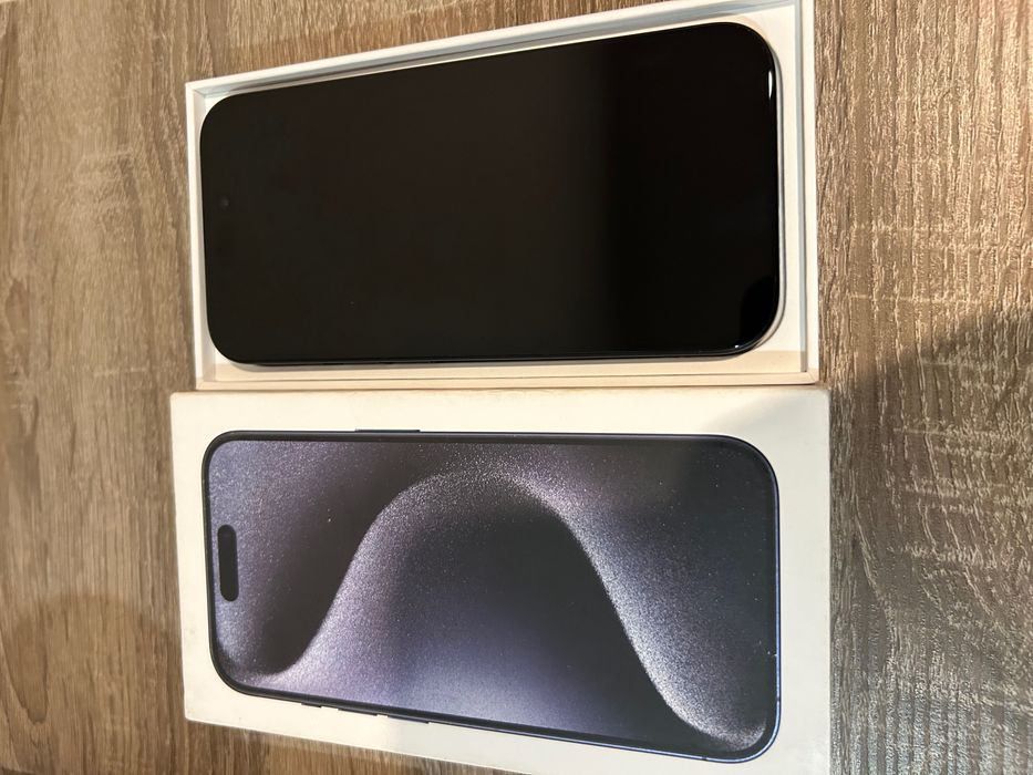 iPhone 15 pro 256 gb