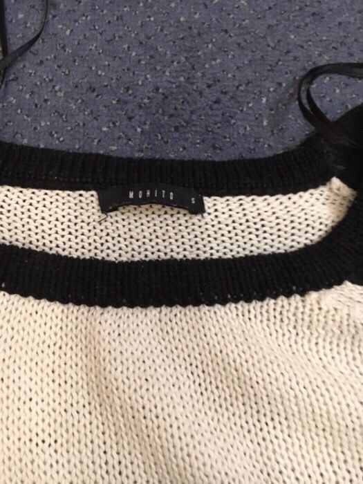 Sweter Mohito S 36 damski sweterek czarno - biały