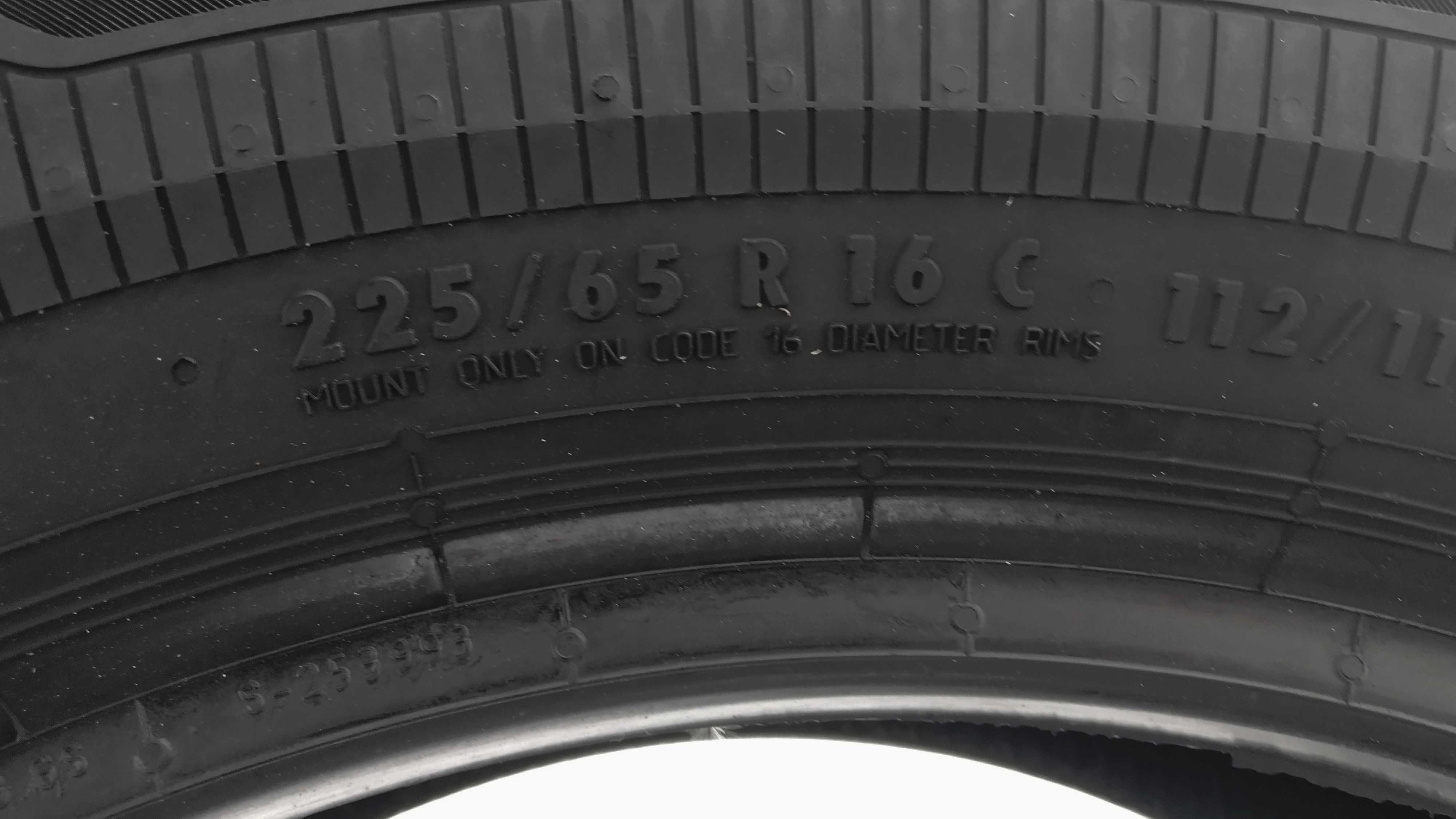 Opona letnia 225/65R16C Continental VanContact Eco 8mm