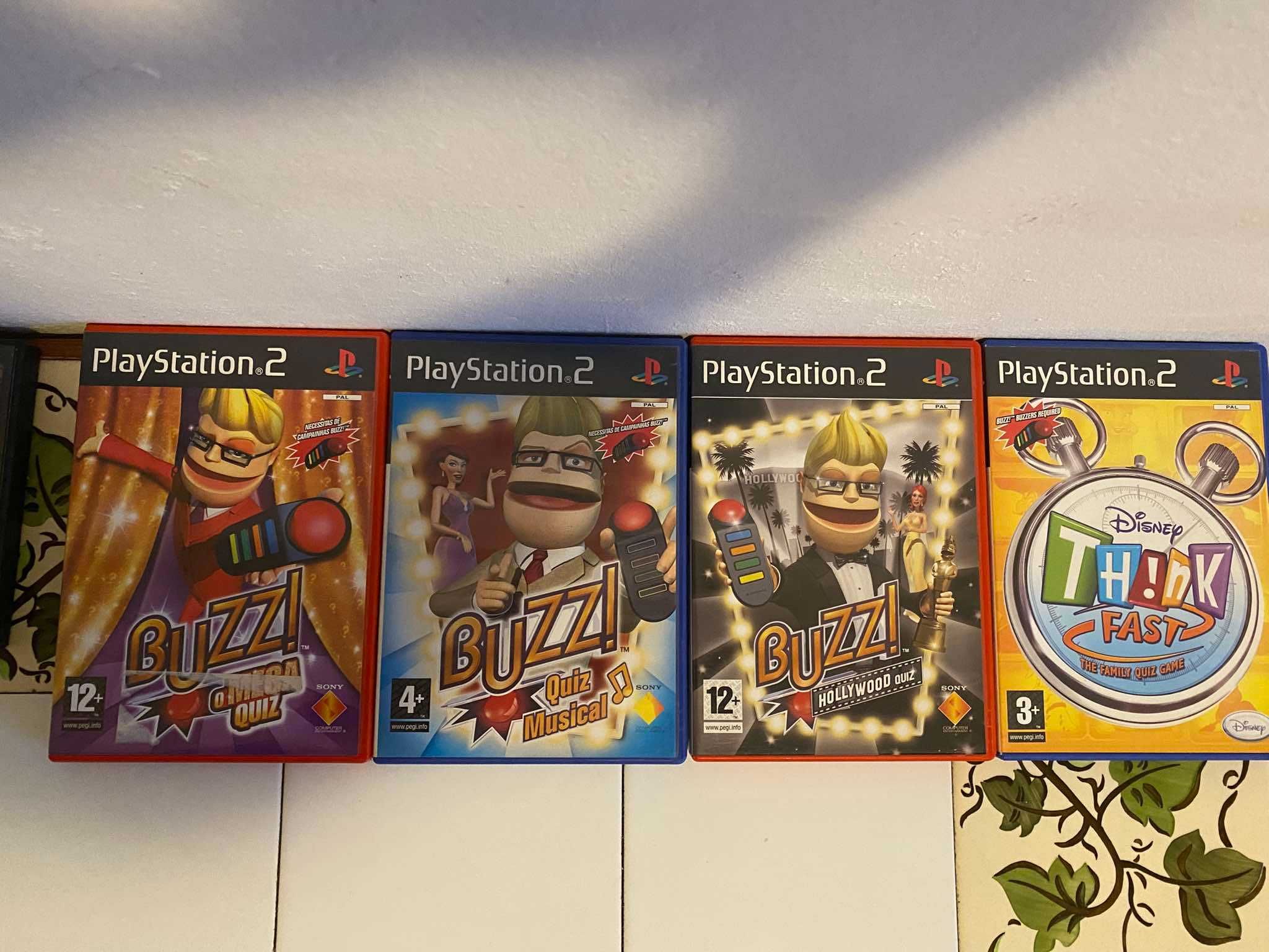 Playstation2 com cabos, comando, jogos e microfone