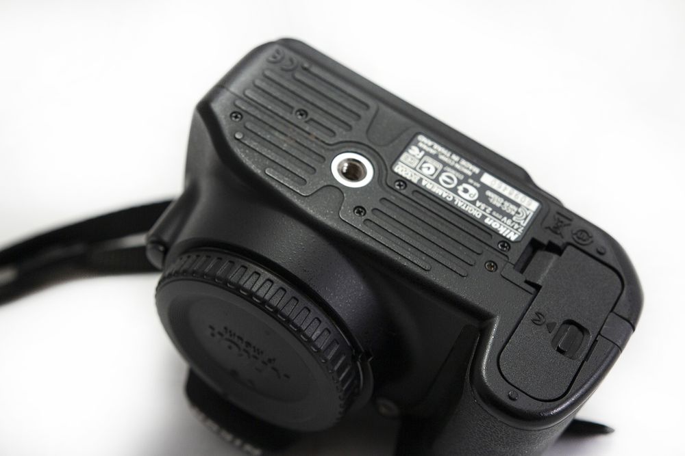 Nikon d3200 body