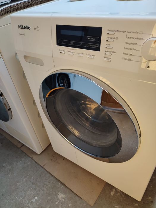 Пральна машина Miele W1 привезена з Німеччини