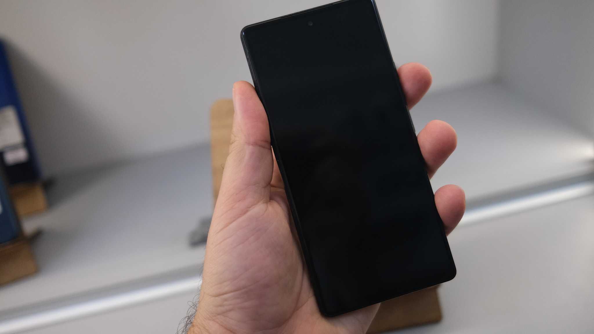 Google Pixel 6a 6/128GB Charcoal Soft Unlock