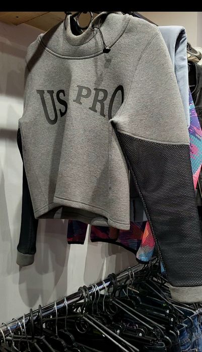 Жіноча спортивна кофта USA PRO
