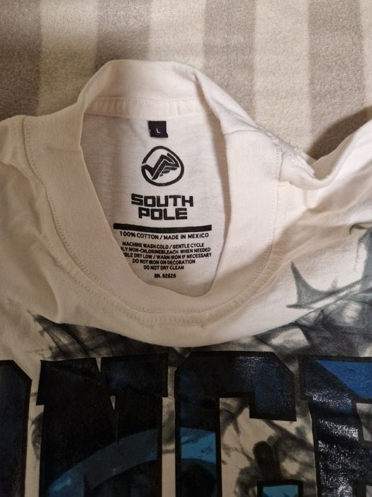 T-shirt branca nova L