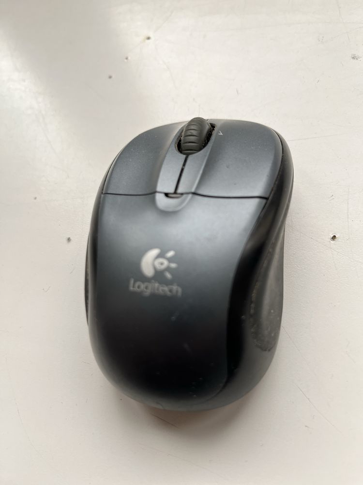 Адаптер . logitech m305 .
