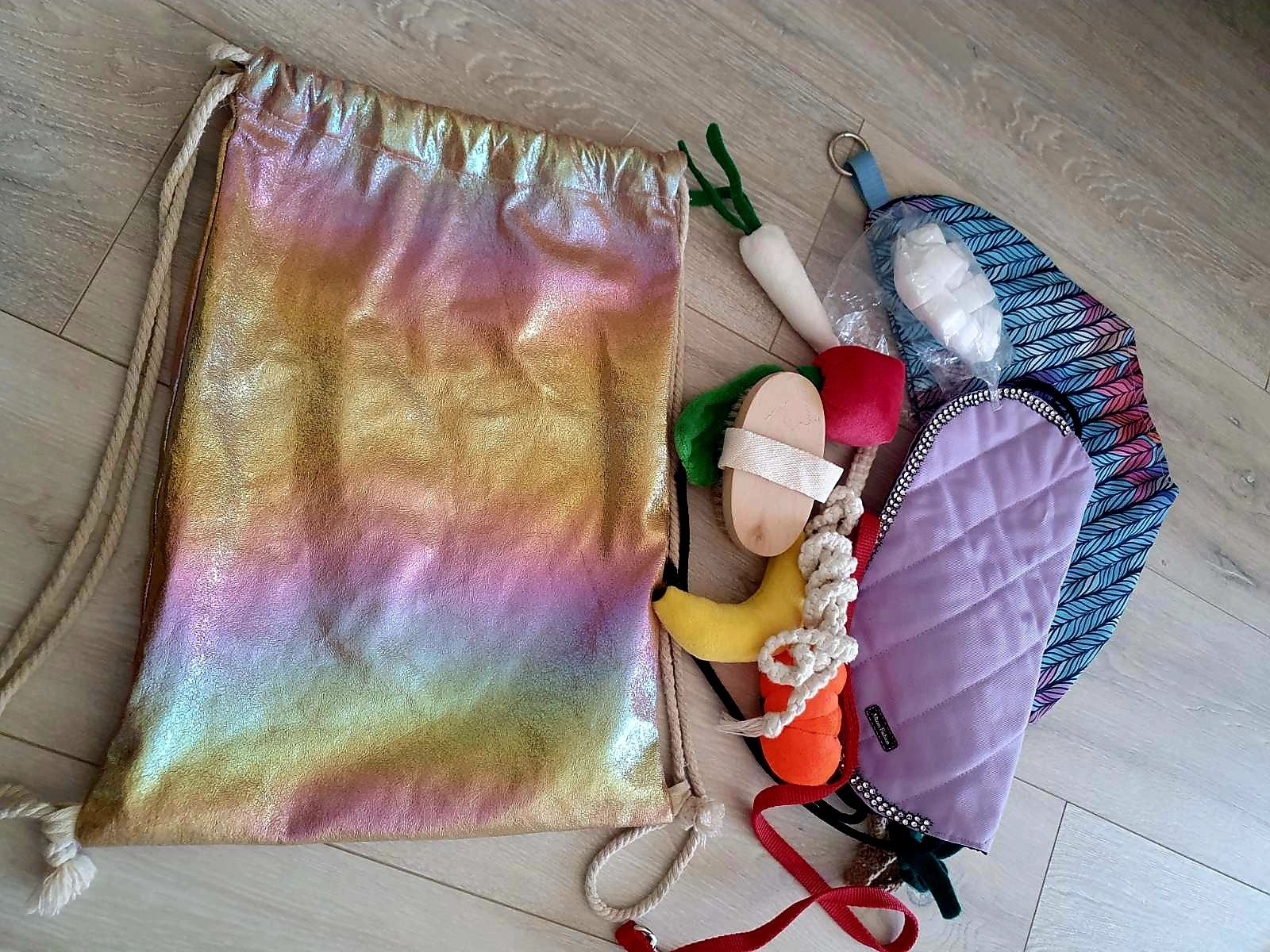 Hobby horse koń wraz z akcesoriami