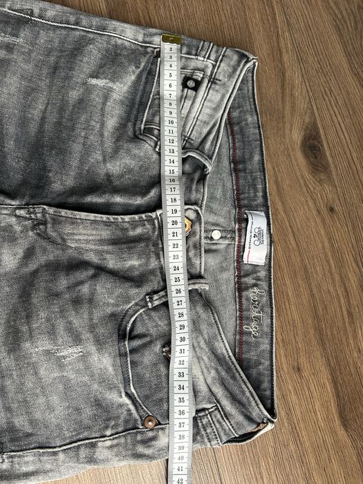 Жіночі джинси сірі