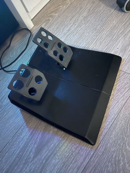 Прадаю руль игравой в отличном состоянии