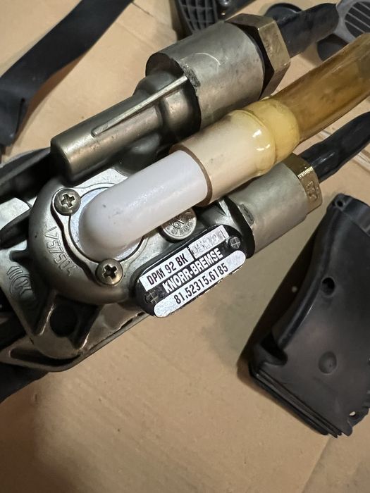 Ручні гальма, Ручник, ручний тормоз MAN TGL 7.150, 7.180, 8.150, 8.180