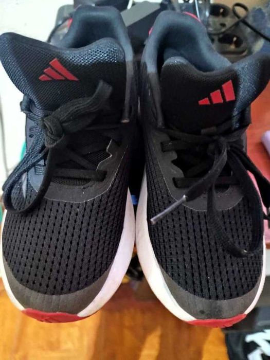 Ténis Adidas impecáveis