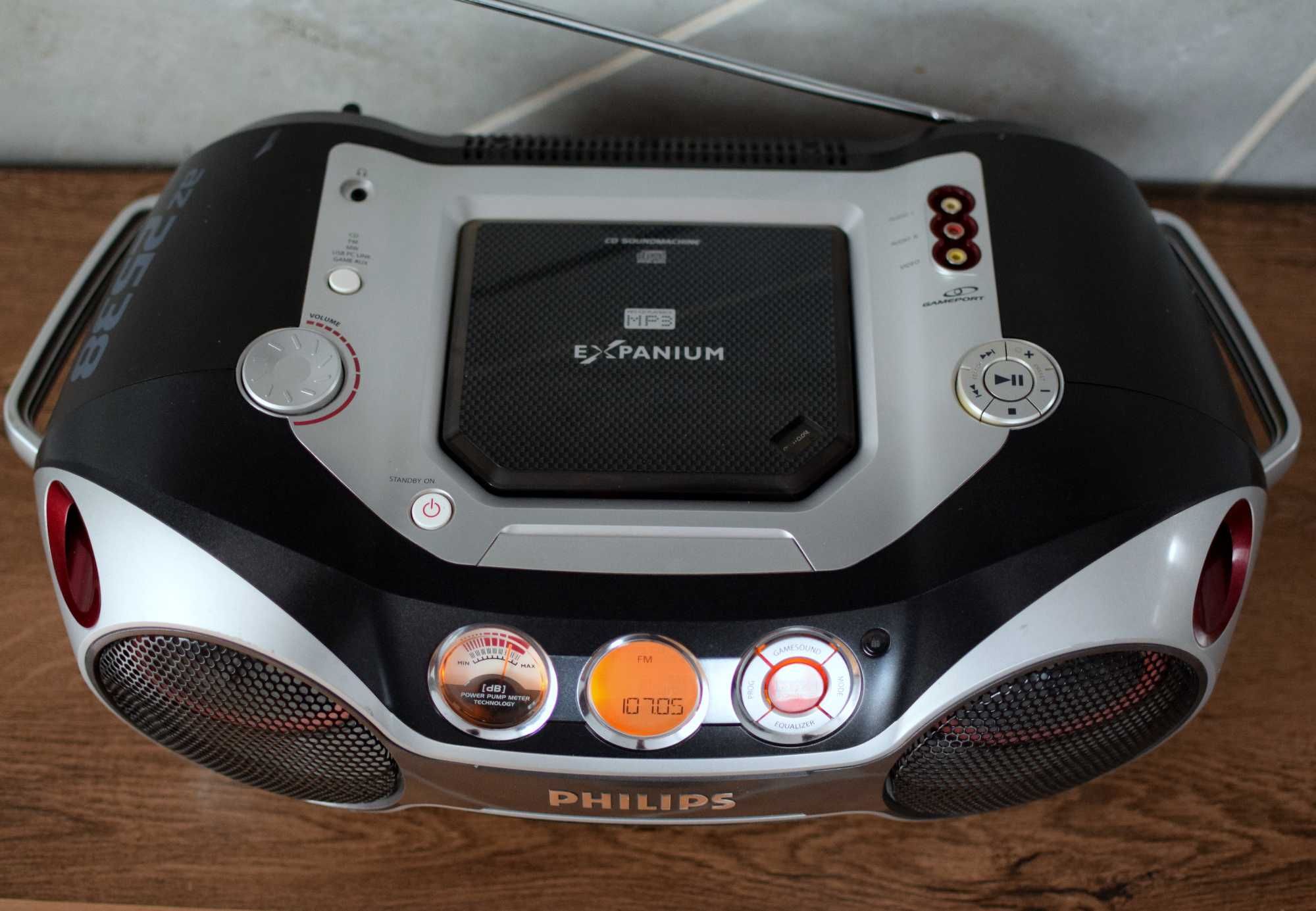 Radioodtwarzacz  CD MP3 boombox  Philips az2538