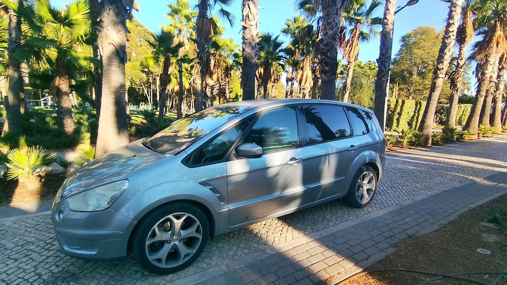 Ford SMAX 07 Lugares