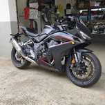 ** Oportunidade única ** Vendo Honda CBR 650R Eclutch Dezembro de 2024