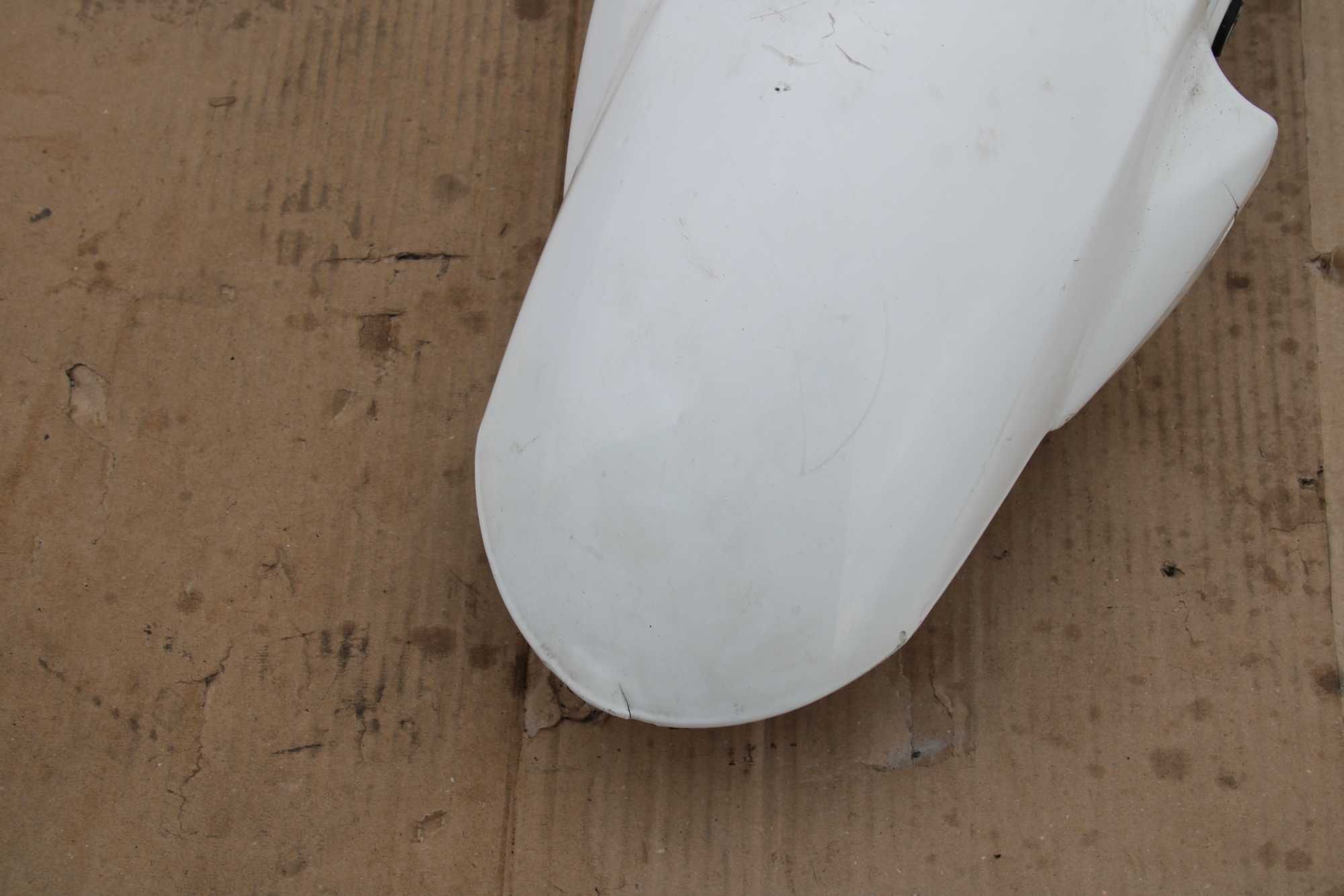 Błotnik Przód Przedni Yamaha R6 RJ05 RJ09 5SL 03-05