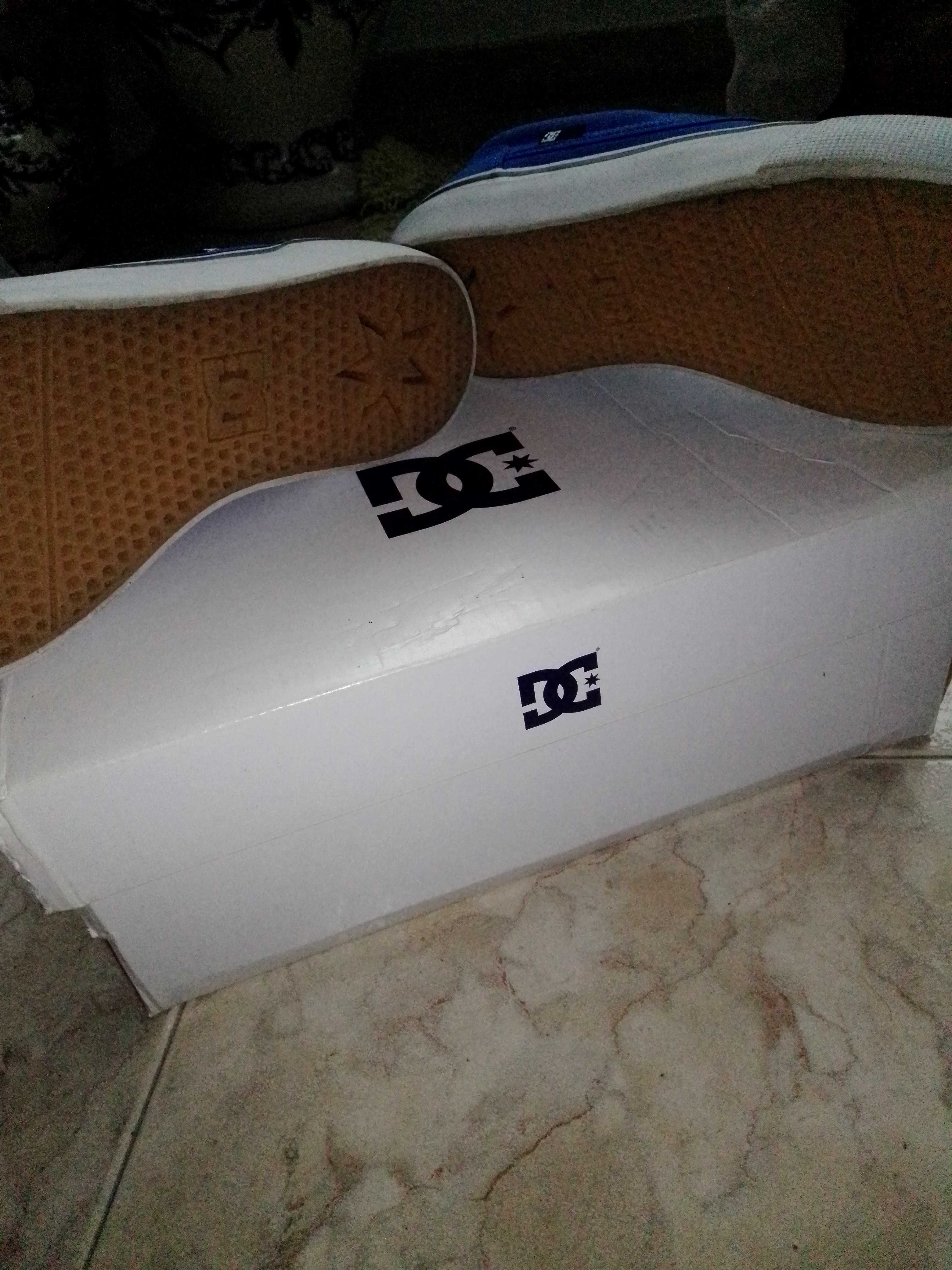 tenis DC novos 40.5 vans