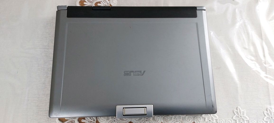 Ноутбук ASUS  F5V  Notebook PC