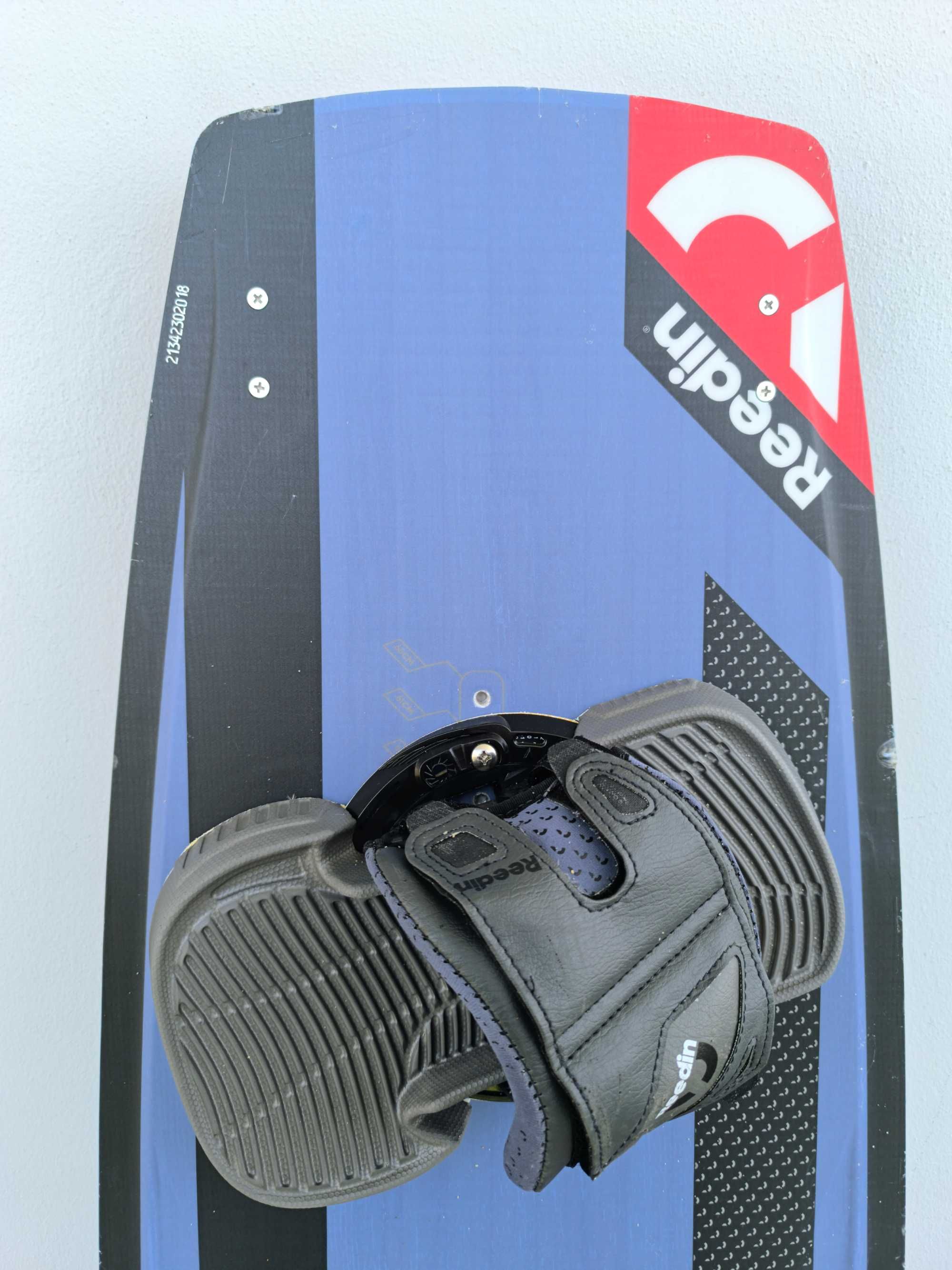 Prancha Reedin Kitesurfing+FootPads