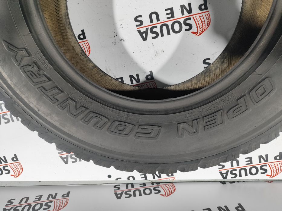 2 pneus semi novos 275-60R17 Toyo - Oferta dos portes