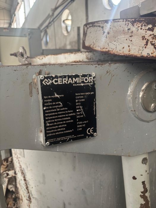 Unidade de Fundição Ceramifor CGF200 + Estufa de Gesso