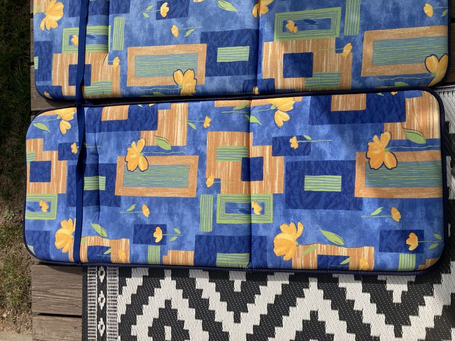 2 poduszki na krzesła ogrodowe 110x44x3cm