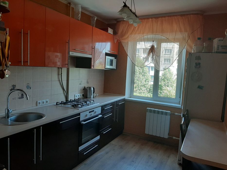 Кухня  на  заказ