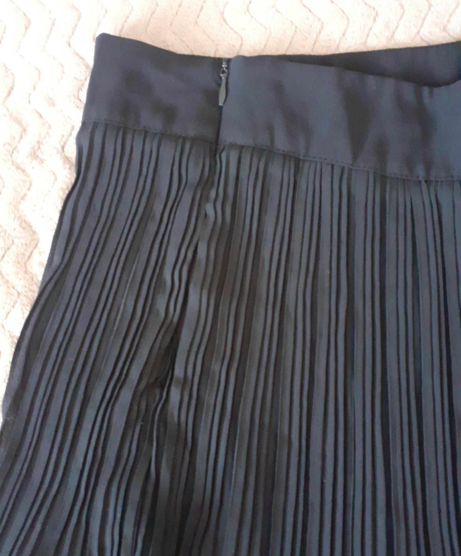 Spódnica czarna krótka plisowana S/M