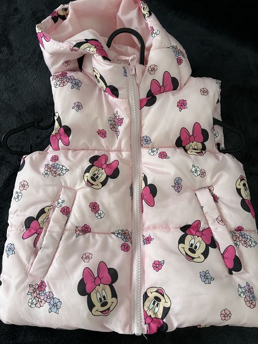 Дитяча жилетка на дівчинку