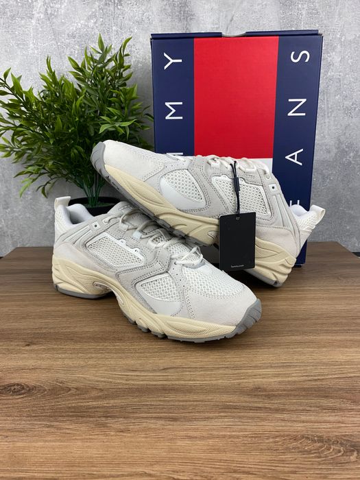 Sneakersy Tommy Jeans Archive '97 r. 42 – kultowy model retro