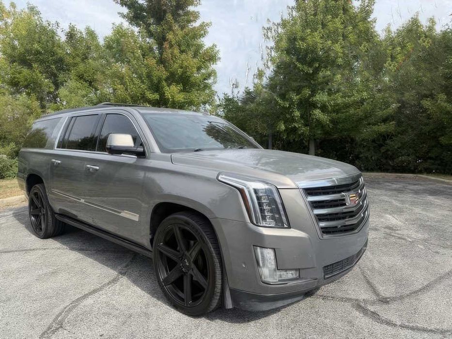 Cadillac Escalade      2017