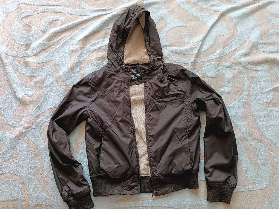 куртка осіння жіноча