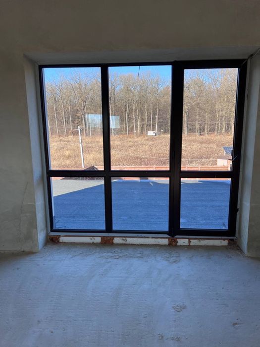 Продаж котеджу з власною ділянкою у с. Басівка