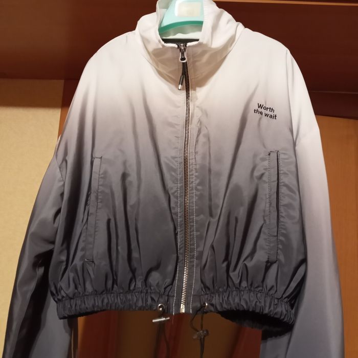 Вкорочена ветровка Бершка