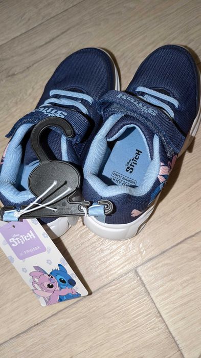 Кросівки до школи Стіч